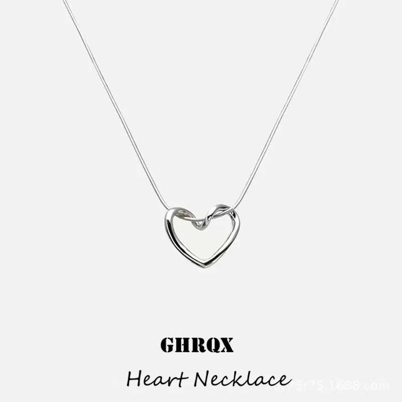 New Heart Necklace Ladies  Clavicle Chain Neck Choker Necklaces for Women Jewelry Free Dropshipping Wholesale